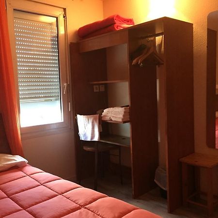 Fasthotel Nimes Кесарг Екстериор снимка