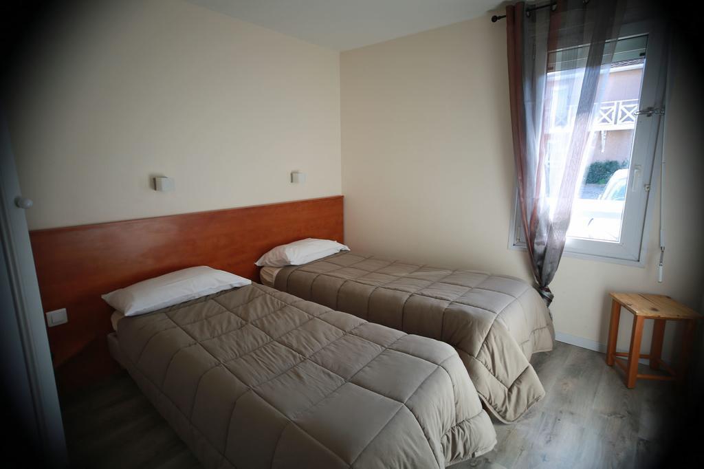 Fasthotel Nimes Кесарг Стая снимка